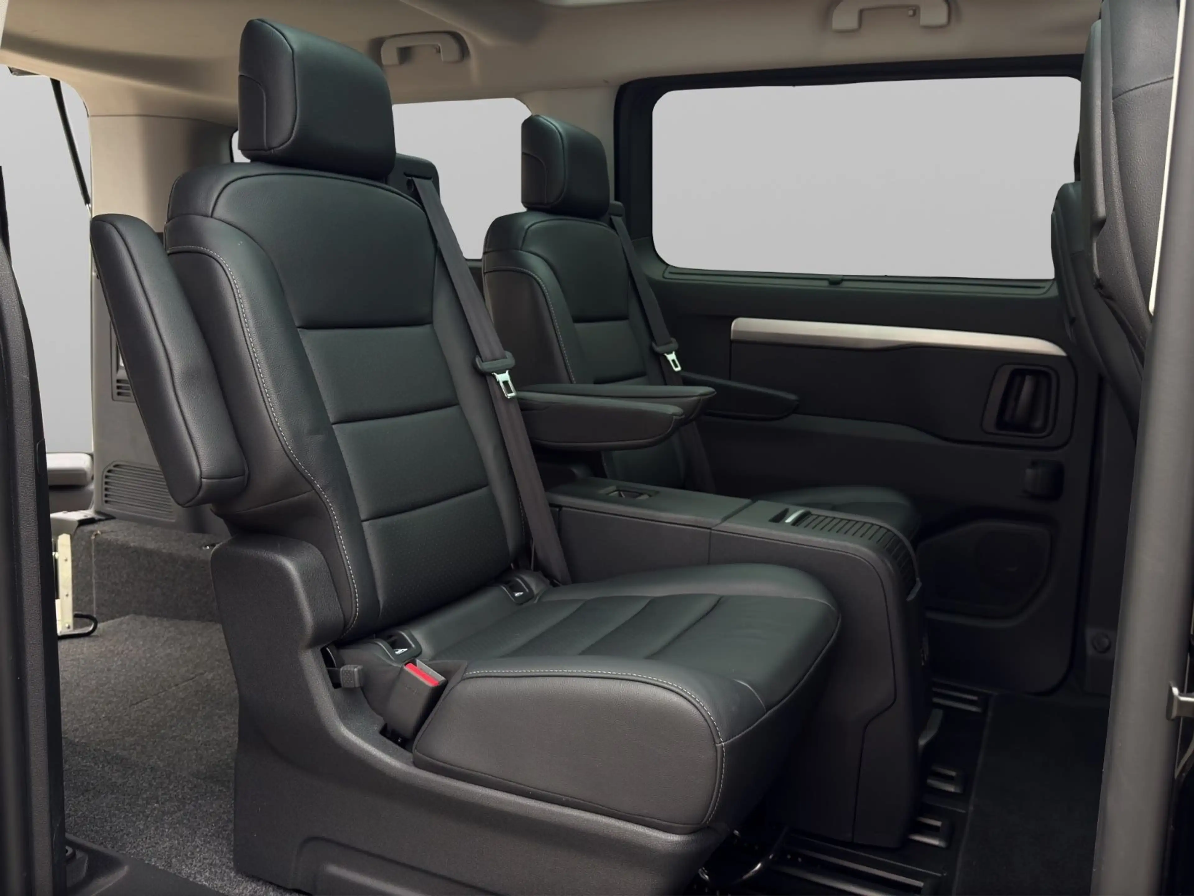Fiat Ulysse e-Ulysse L3 Living 75kWh Lounge *ROLLSTUHL-RAMPE — photo 13