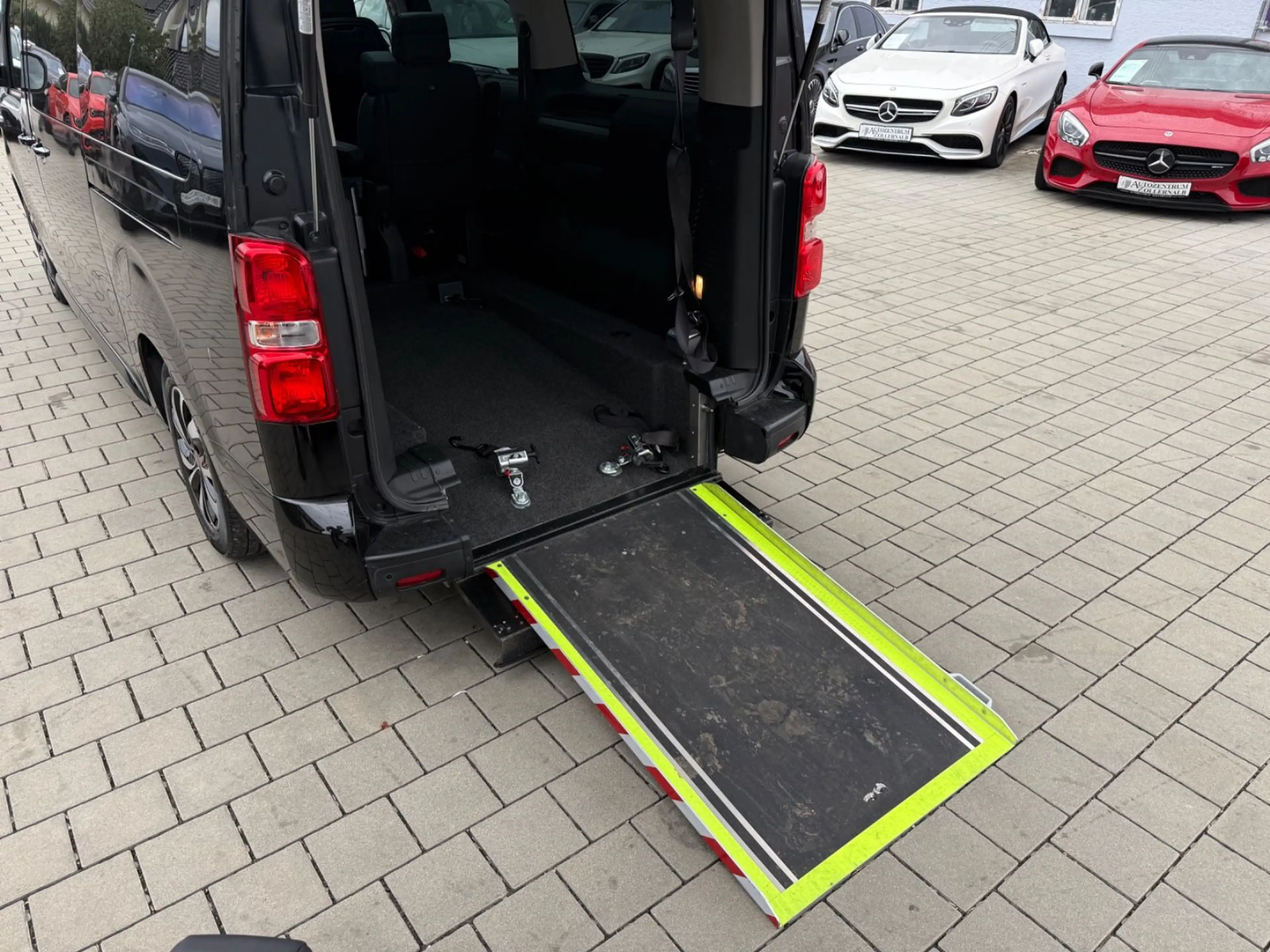 Fiat Ulysse e-Ulysse L3 Living 75kWh Lounge *ROLLSTUHL-RAMPE — photo 14