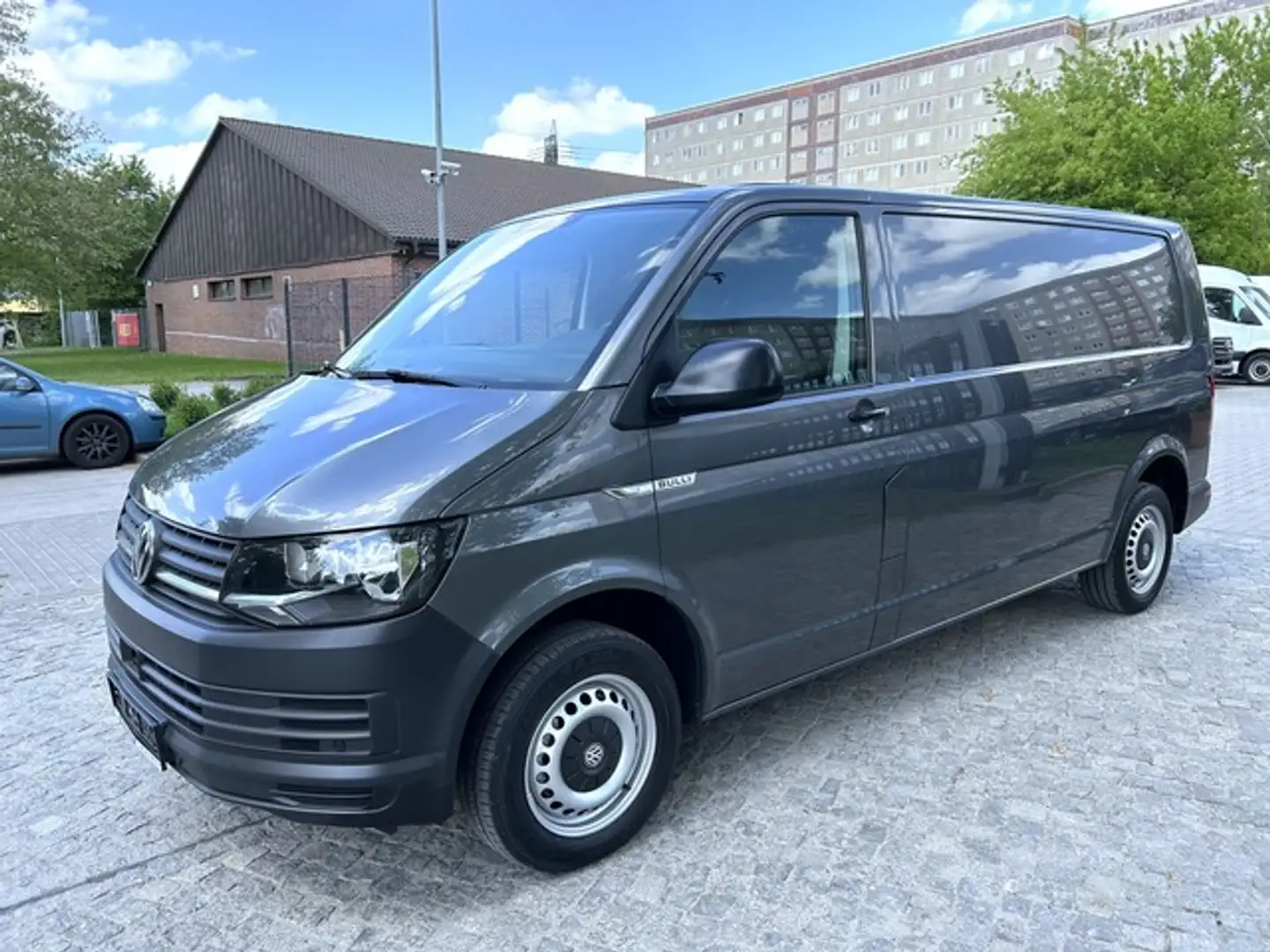 Volkswagen T6 Transporter 2,0TDI LANG 1H*Klima*Webasto*ACC* Gris - 1