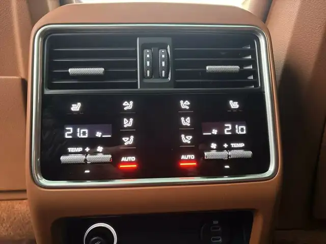 Porsche Cayenne PLATINUM*HUD*PANO*ACC*LUFT*360*BOSE*22'' Ansicht 14