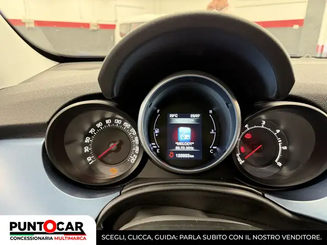 Fiat 500X view 15