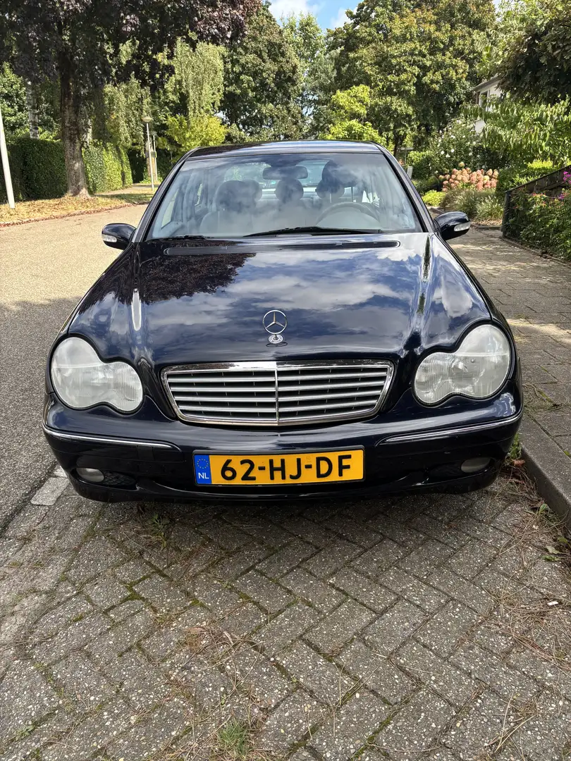 Mercedes-Benz C 240 Mercedes-Benz C240 Elegance Automaat||NAP Blauw - 1