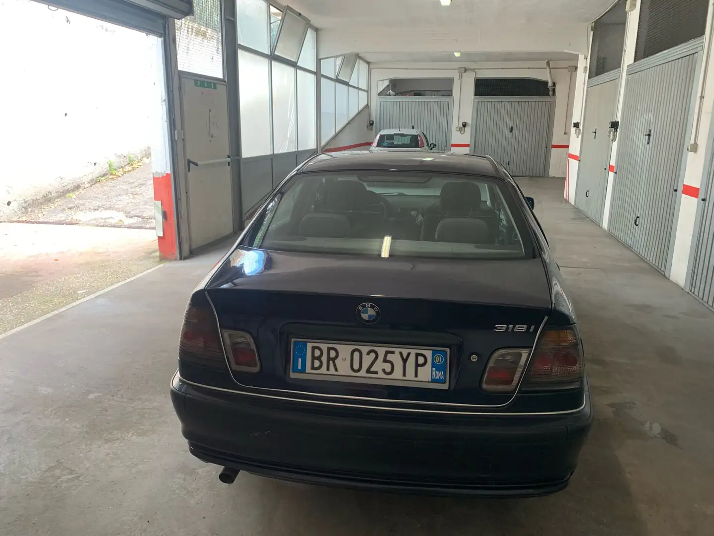 BMW 318 318i Blau - 1