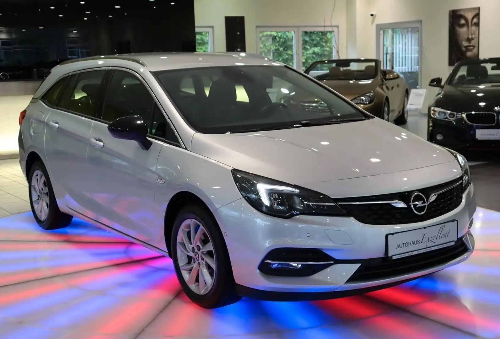 Opel Astra Sports Tourer Elegance*LEDER*NAVI*SHZ*ALU* Silber - 2