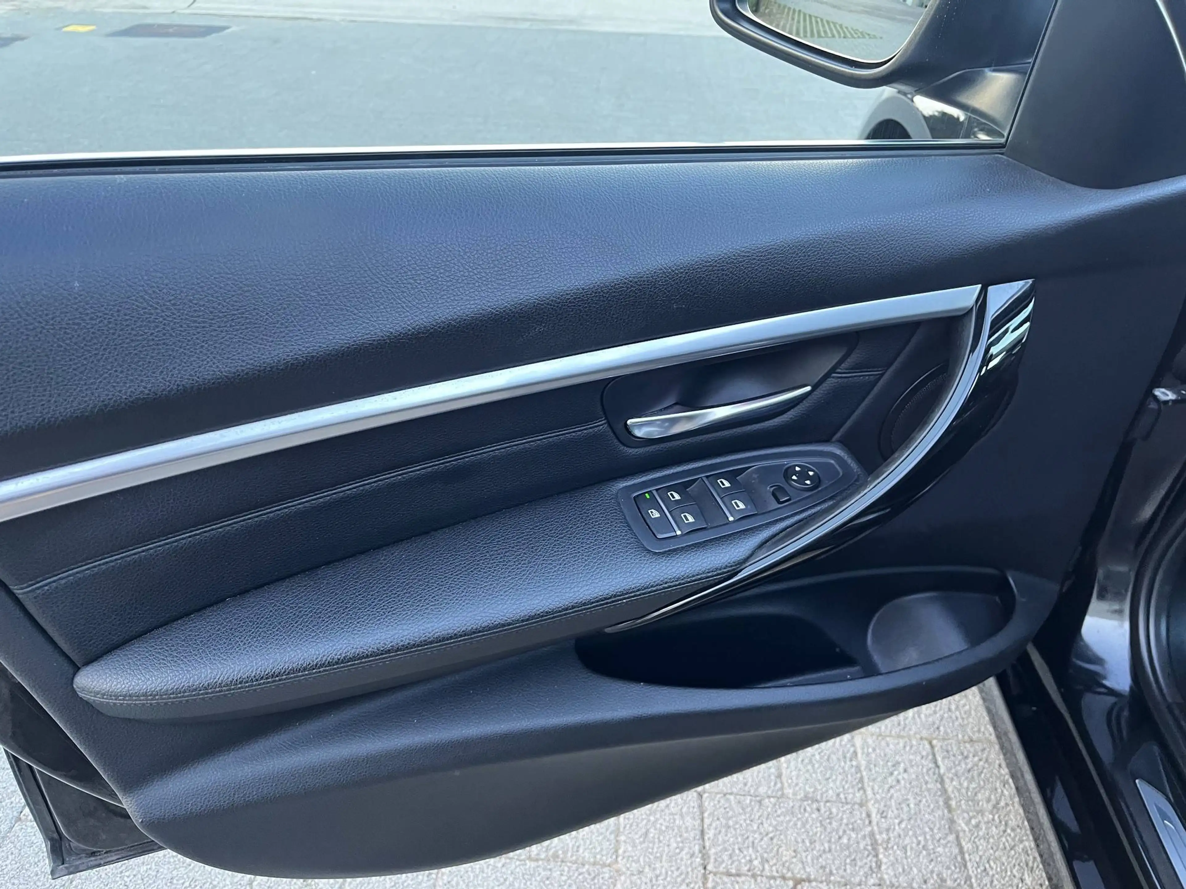 BMW 316 dA Touring Luxury Line*GPS Prof.*Leder*ZVW*Zeer net! — photo 8