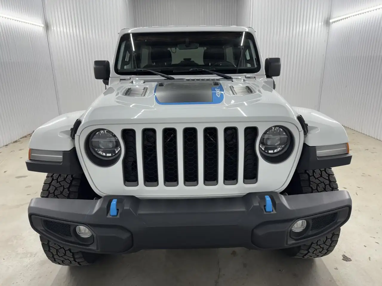 Jeep Wrangler photo Jeep Wrangler