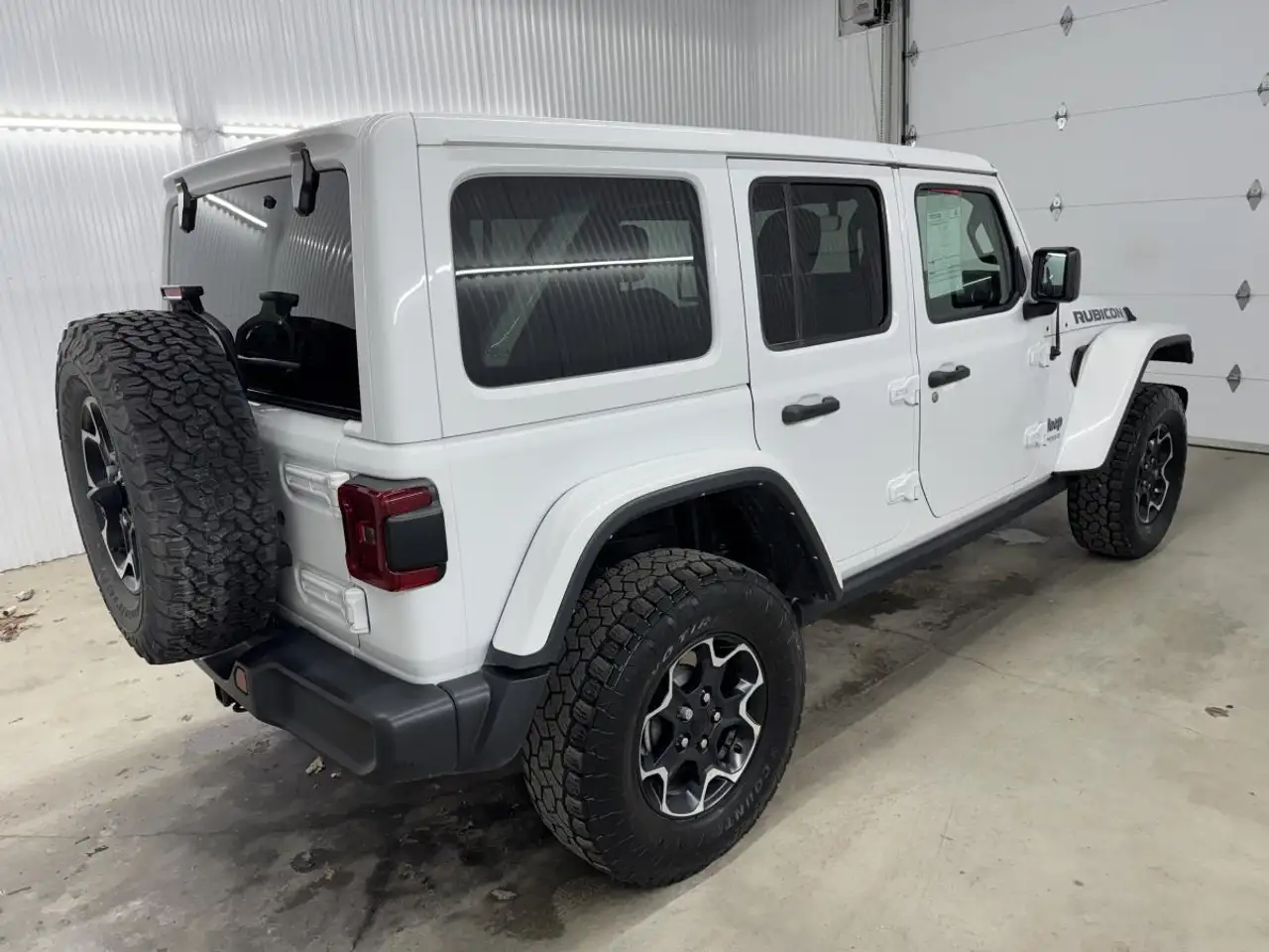 Jeep Wrangler photo Jeep Wrangler