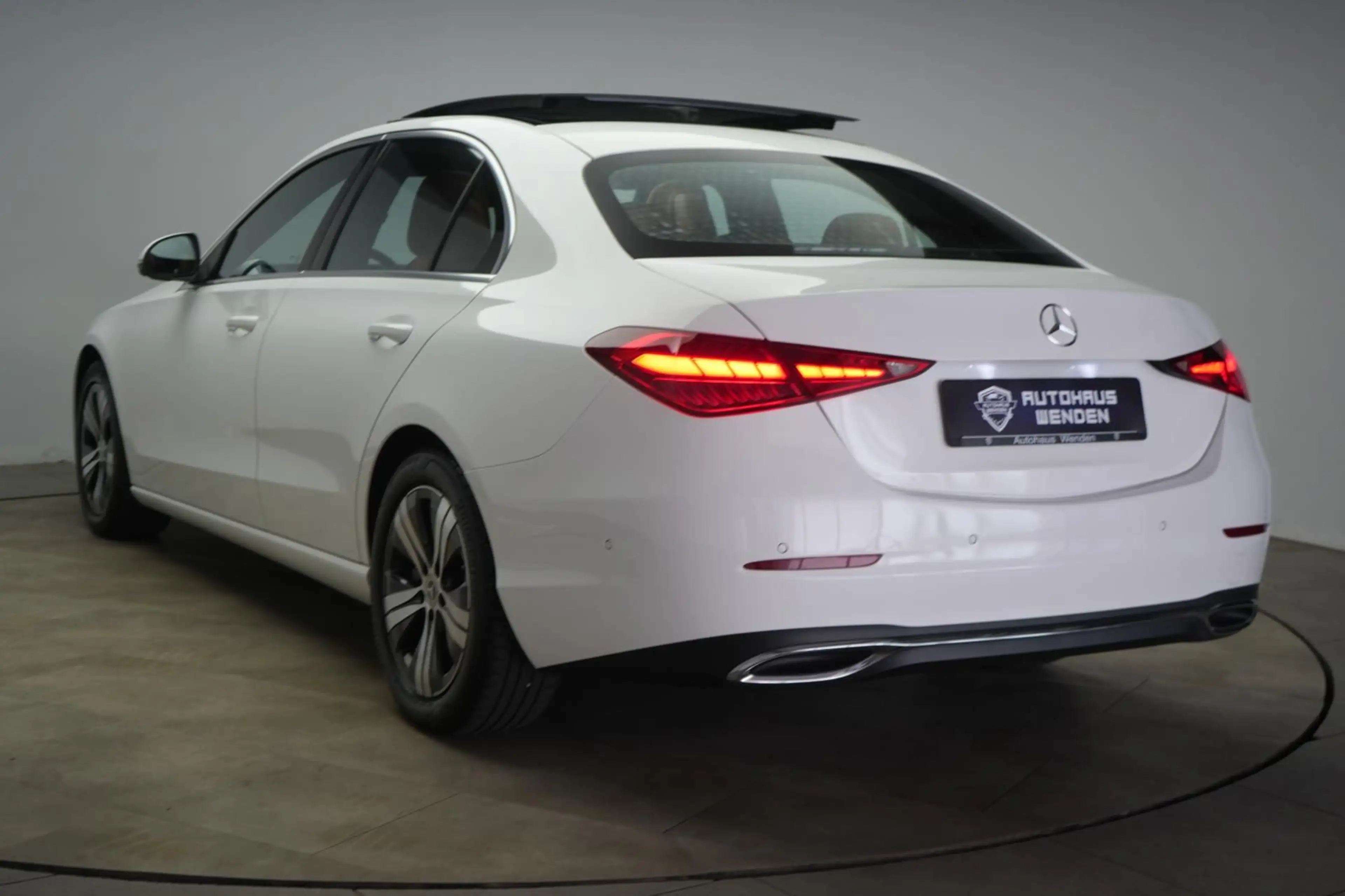 Mercedes-Benz C 220 d 9G-Tronic 4Matic Avantgarde — photo 6