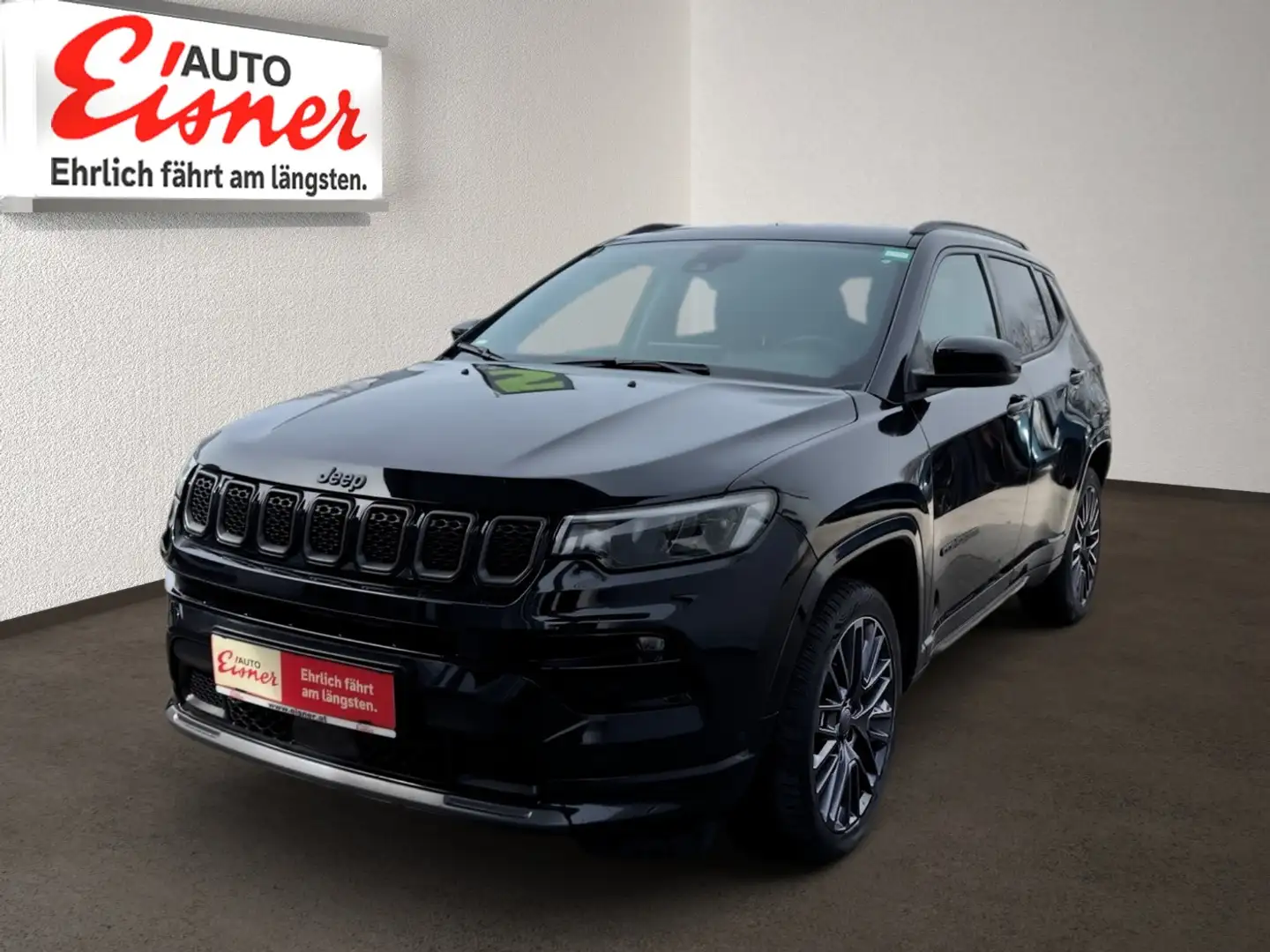 Jeep Compass 1.3 PHEV AT 4XE S Schwarz - 2