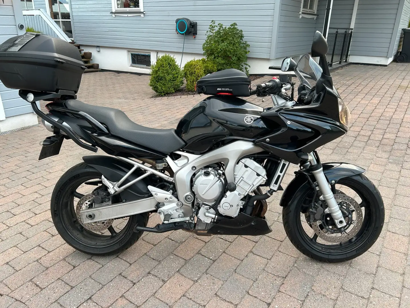 Yamaha FZ 6 S Fazer Noir - 1