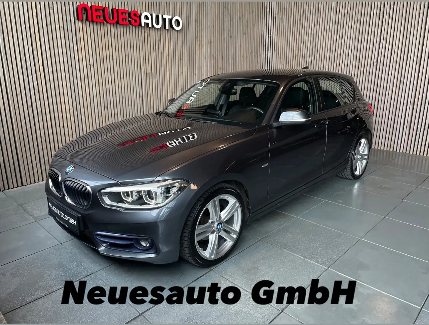 BMW 118 i Sport Line Aut.*LED*Servicegepfl.*Navi*M-Felgen Grau - 1