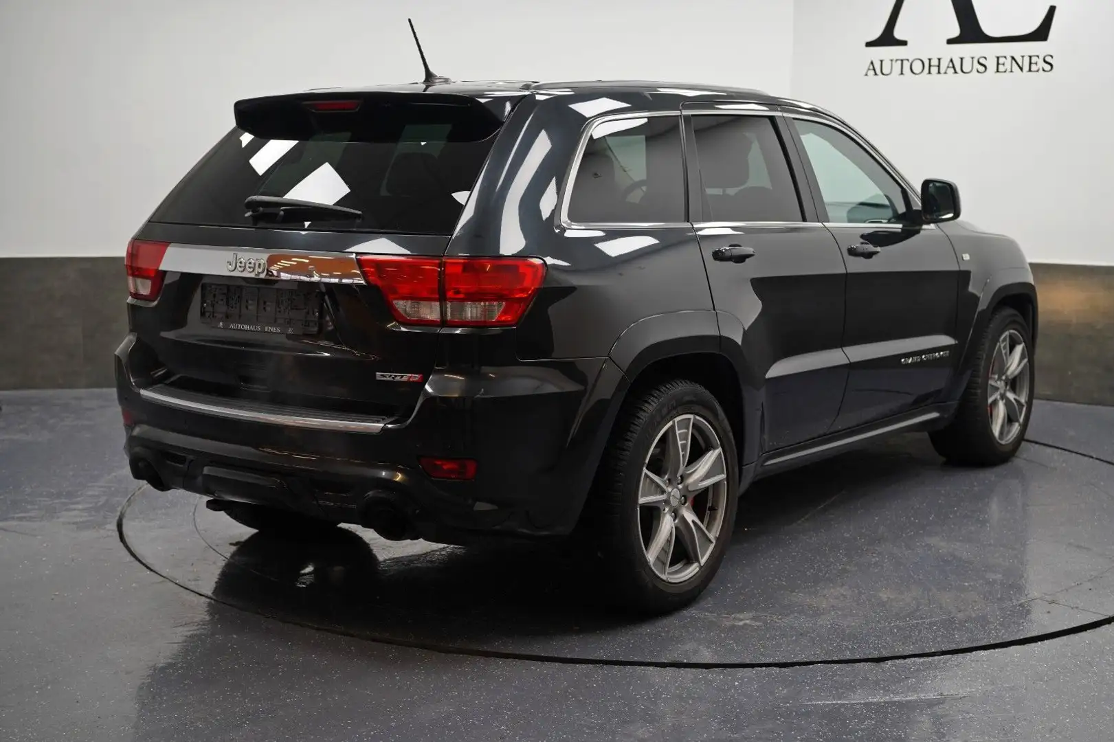 Jeep Grand Cherokee 6.4 V8 HEMI SRT PANO XENON MEMORY Noir - 2