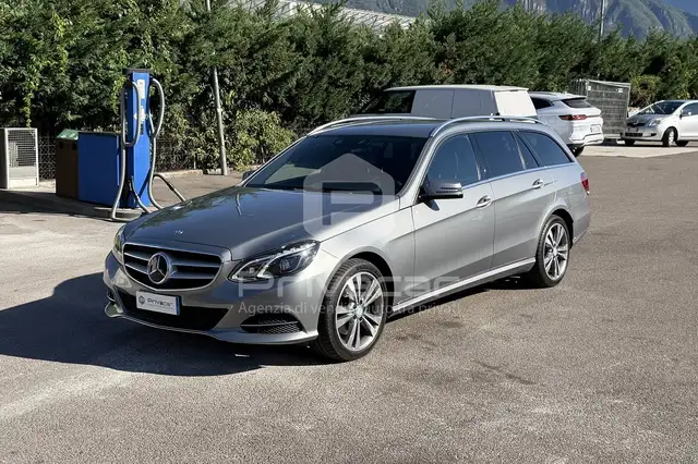Mercedes-Benz E 250 E 250 BlueTEC S.W. 4Matic Automatic Sport