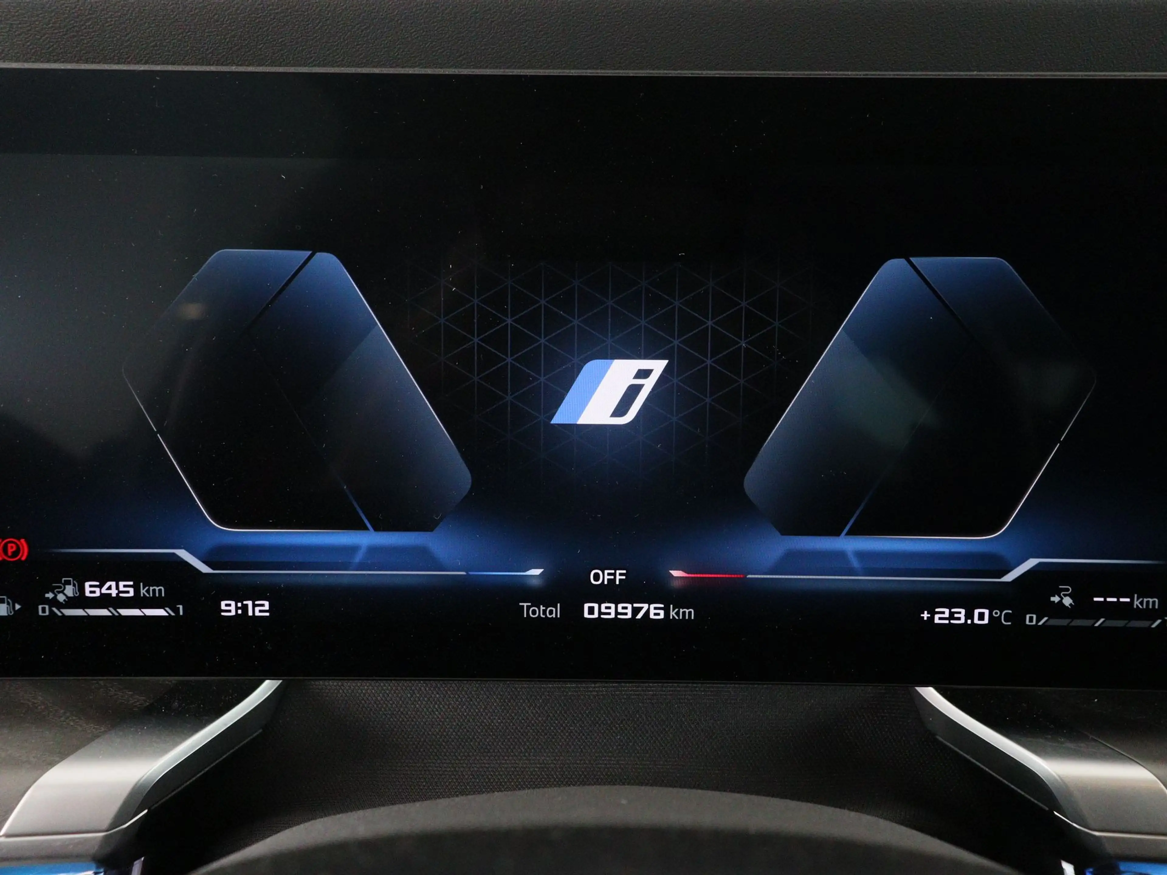BMW 760 7 Serie M760e xDrive — photo 4