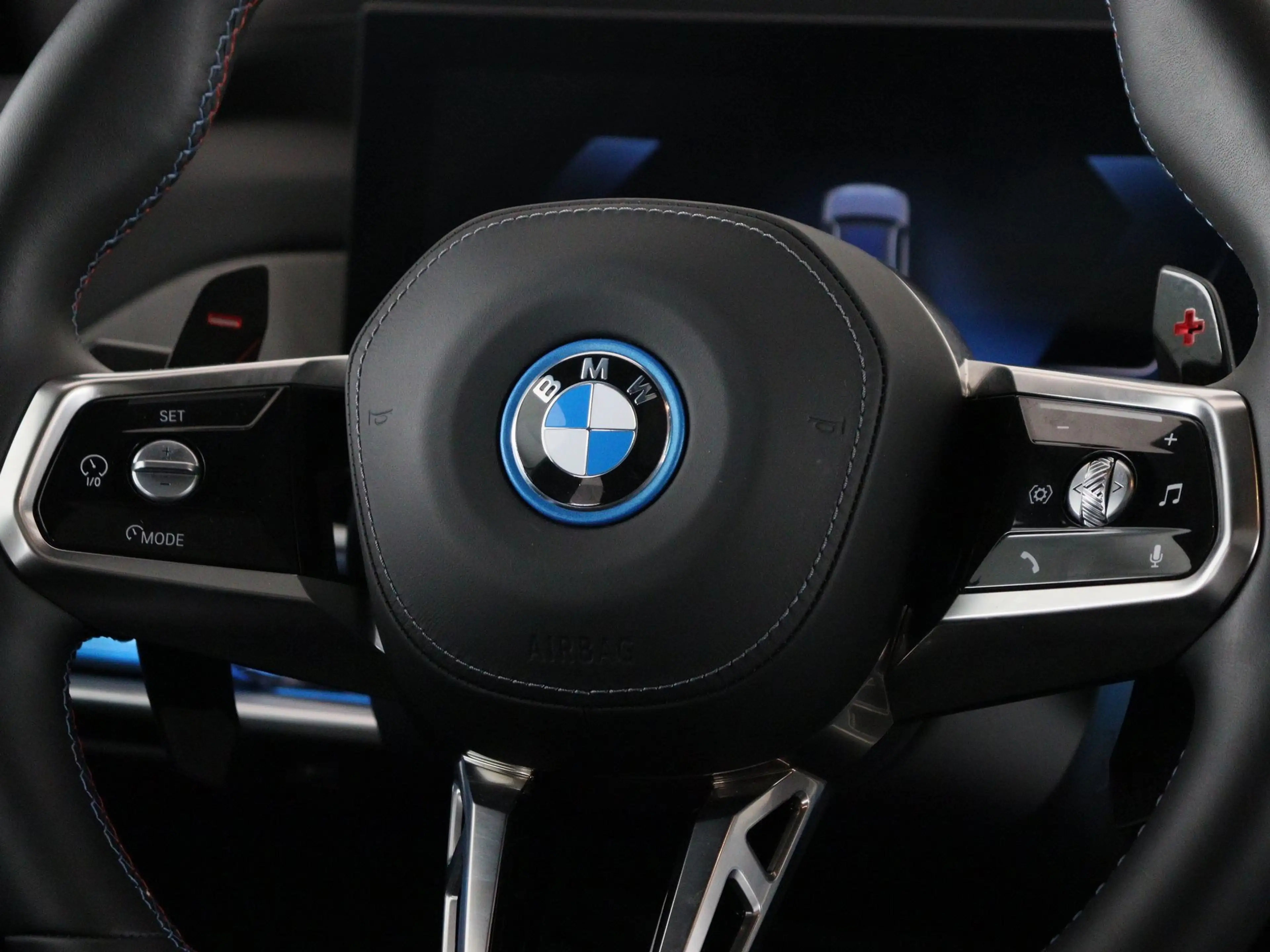 BMW 760 7 Serie M760e xDrive — photo 3
