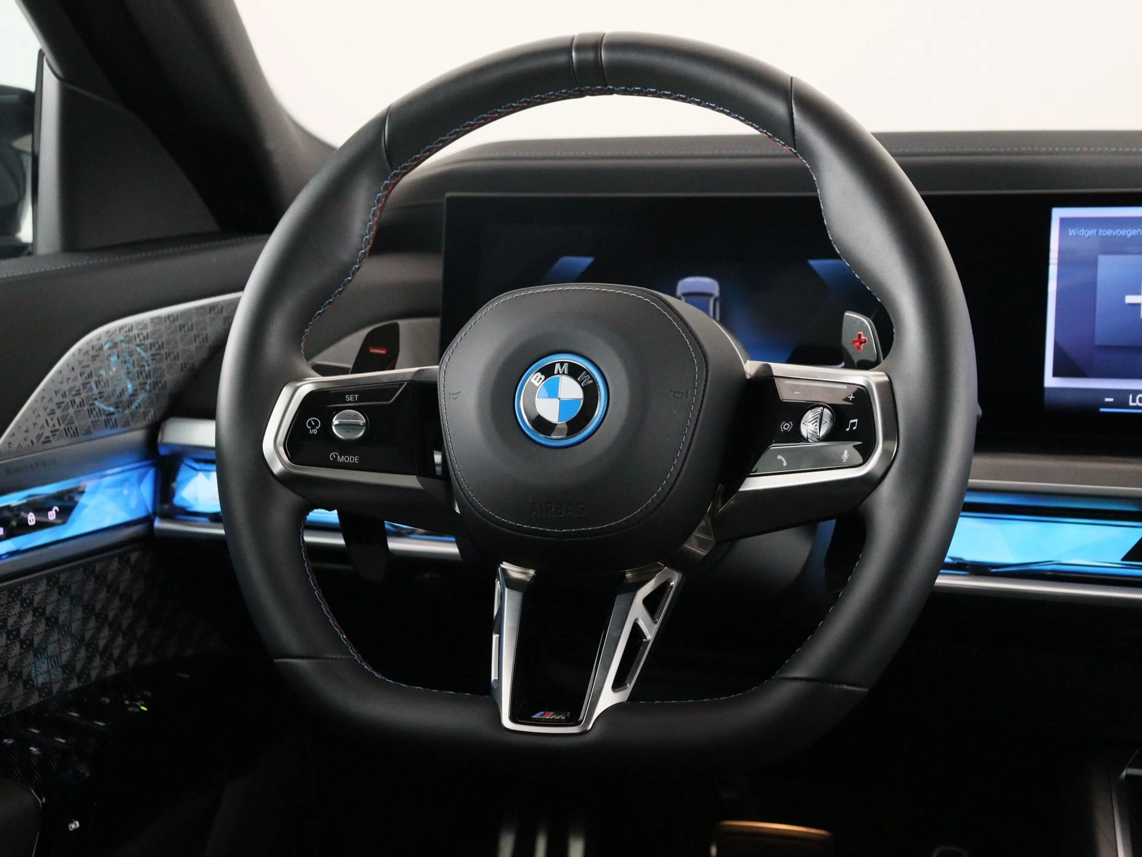 BMW 760 7 Serie M760e xDrive — photo 2