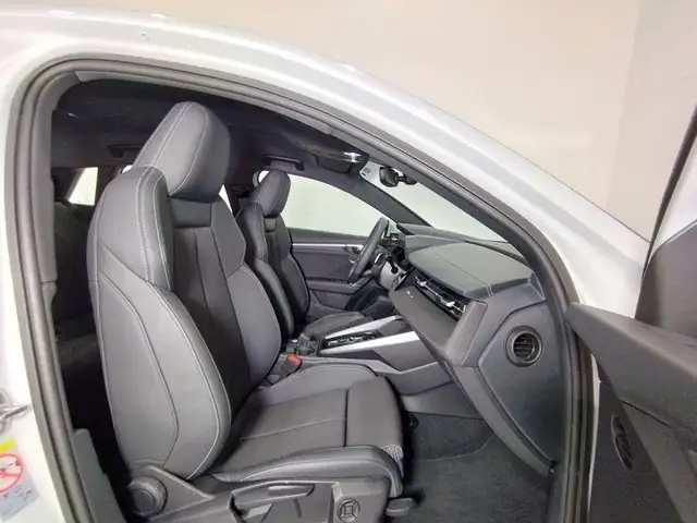 Audi A3 view 8