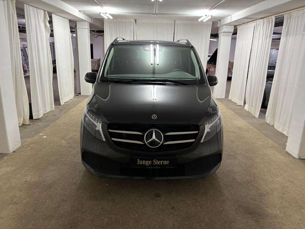 Mercedes-Benz V 250