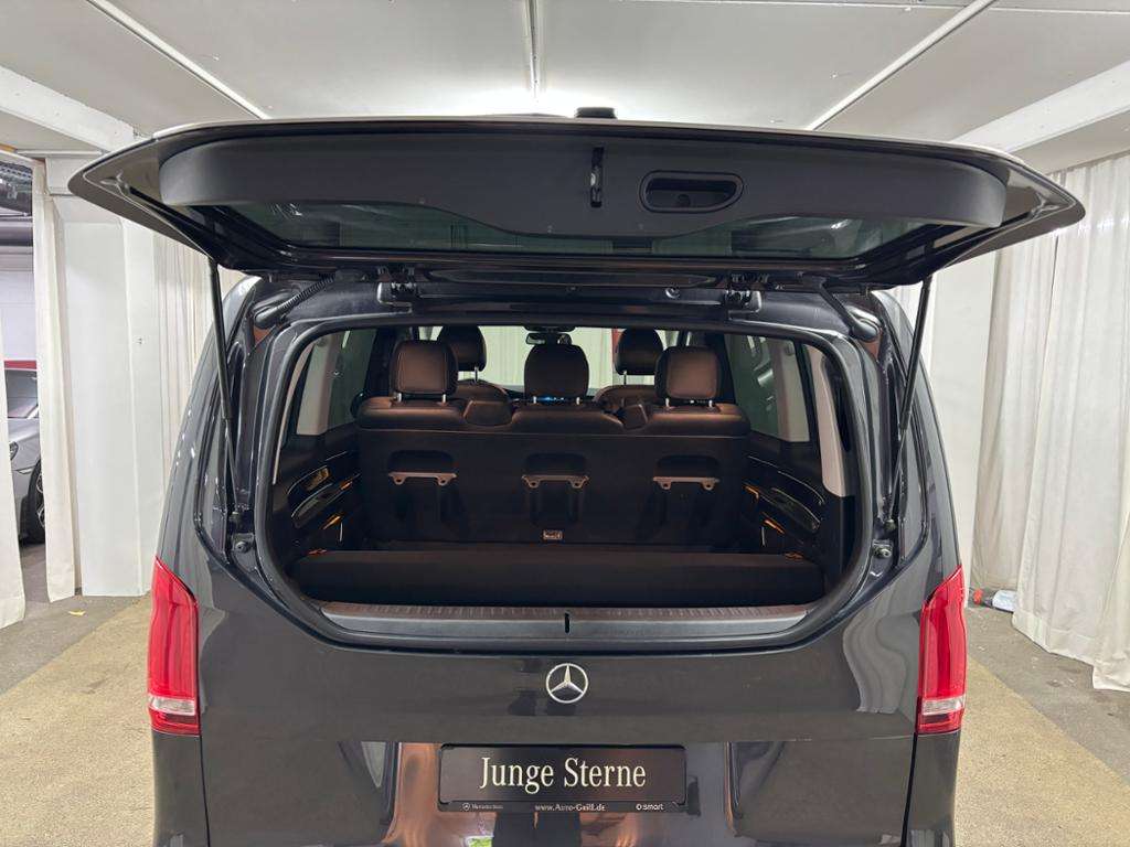 Mercedes-Benz V 250