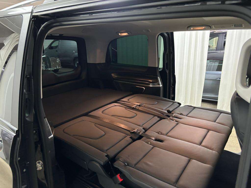Mercedes-Benz V 250