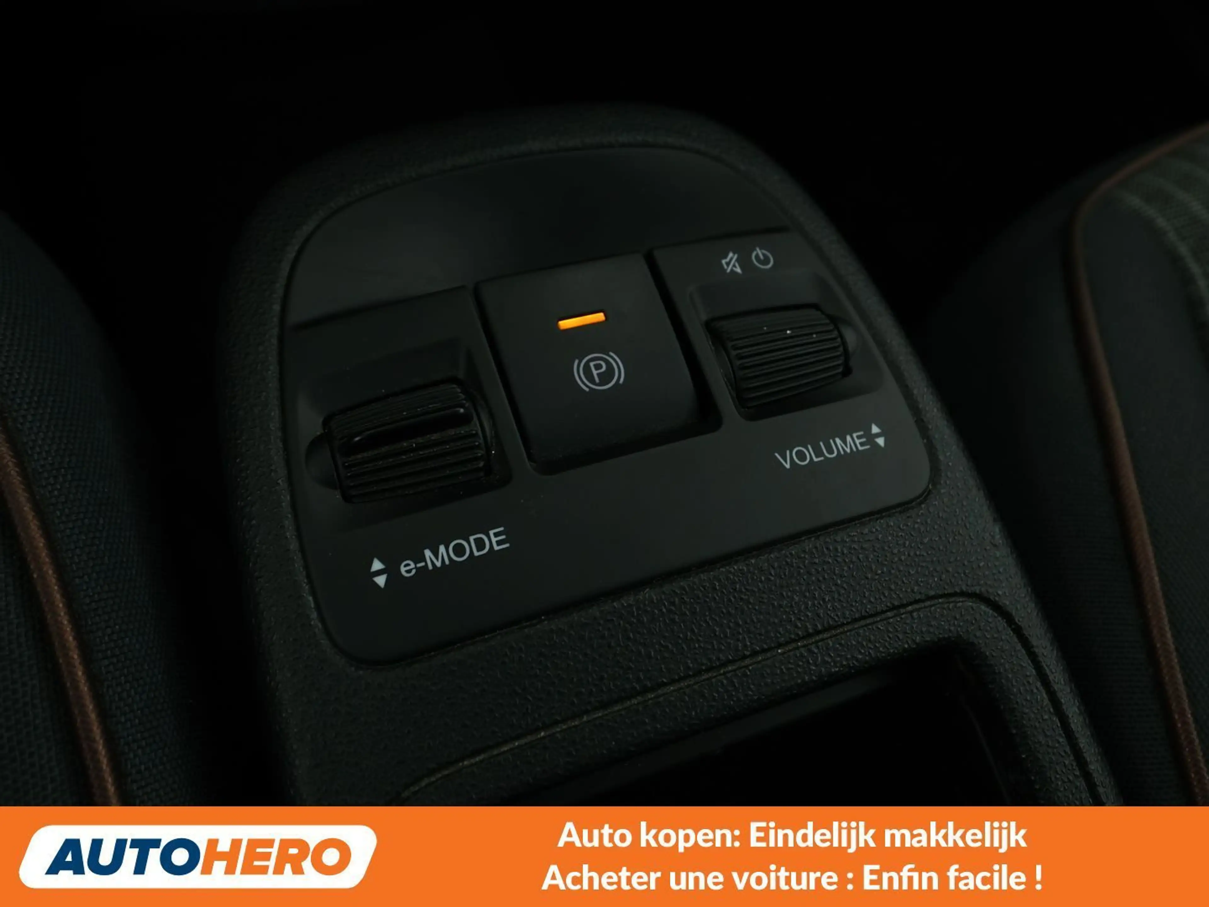 Fiat 500e electric drive 87 kW Icon — photo 14