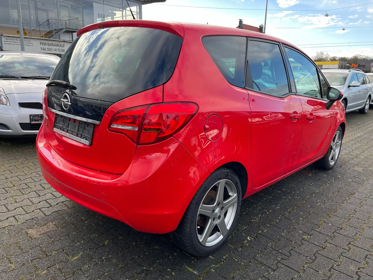 Opel Meriva Edition crvena - 2