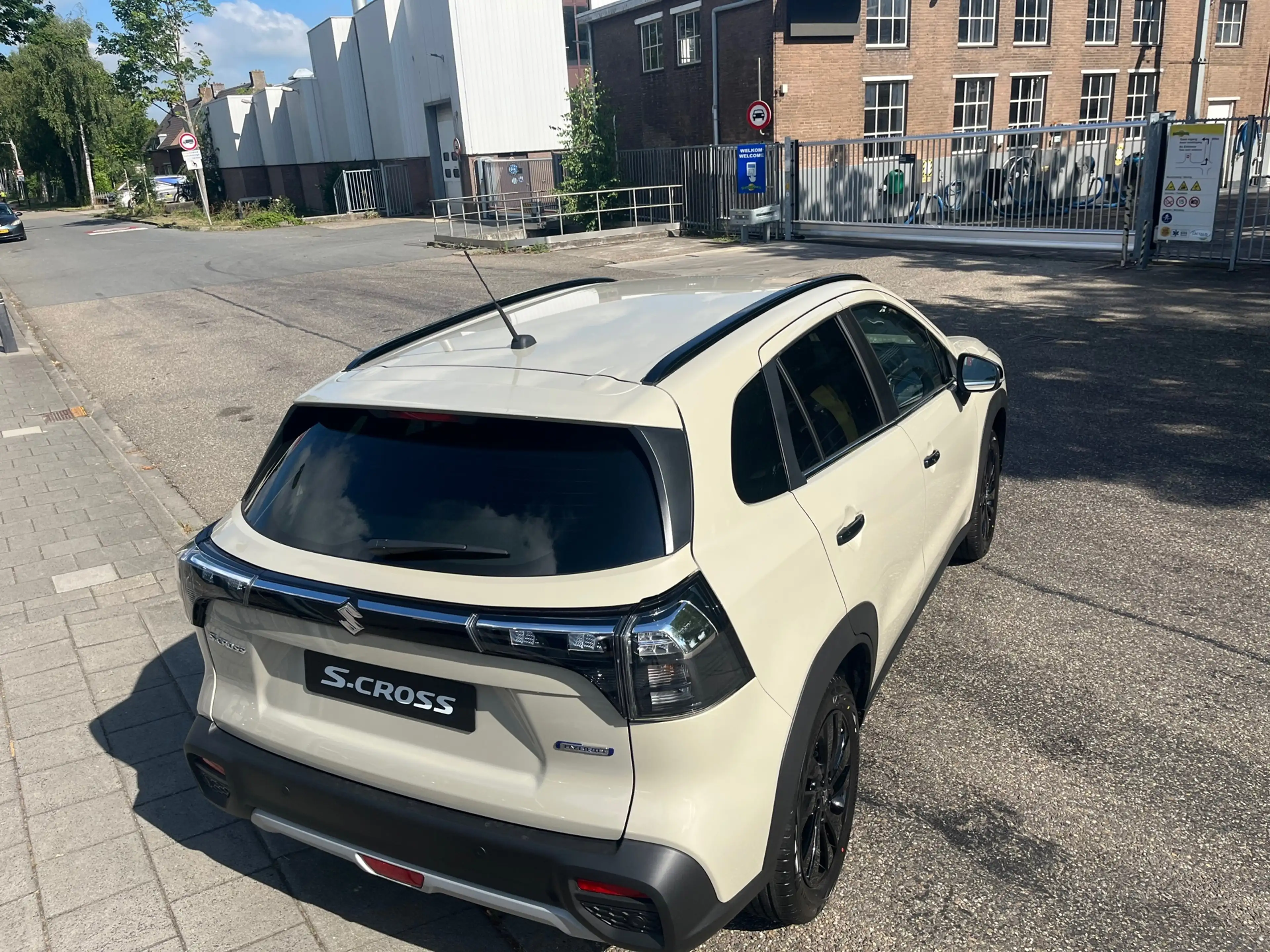 Suzuki S-Cross 1.4 Boosterjet Special Edition // 60 JAAR EDITIE / — photo 7