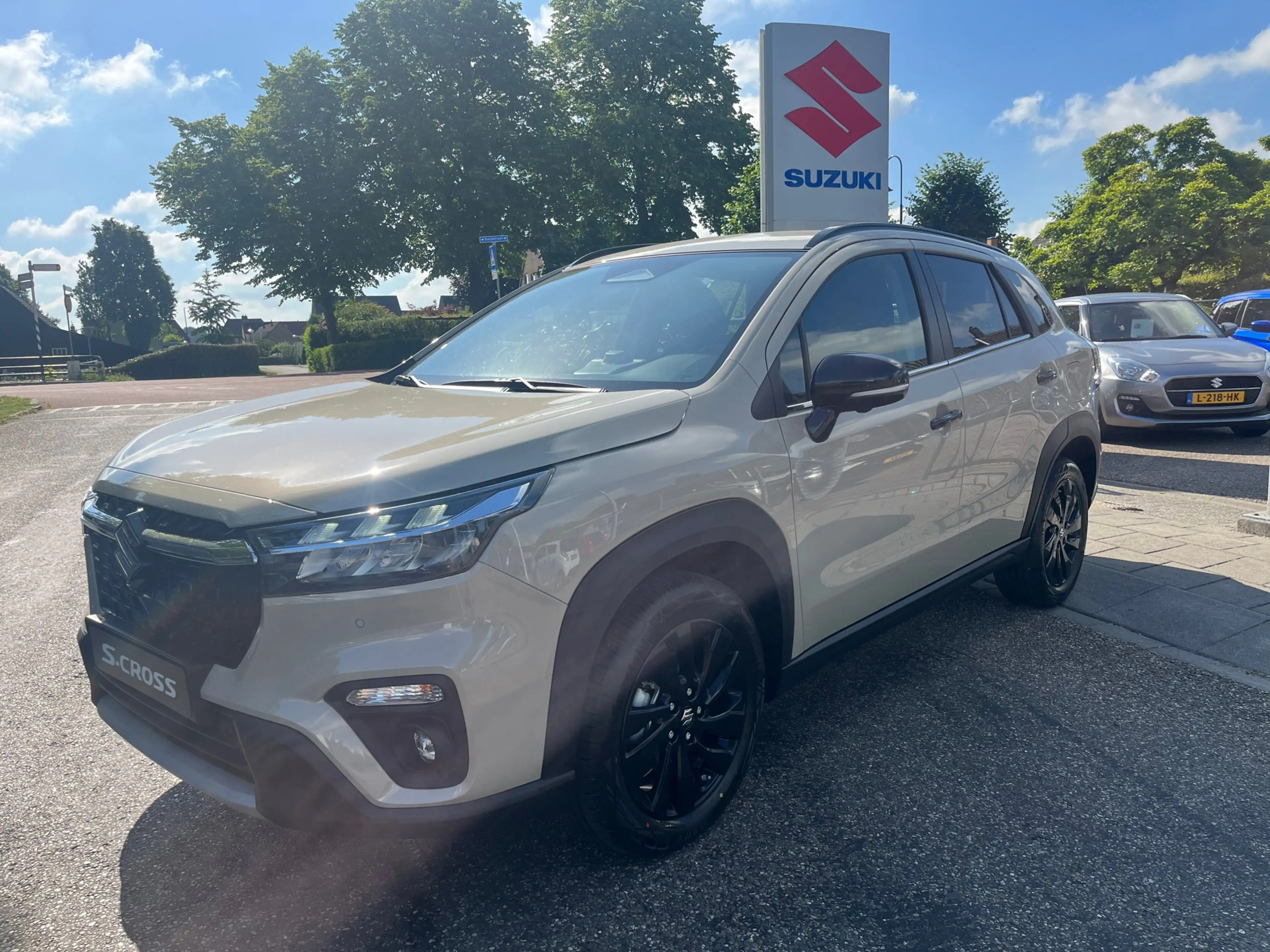 Suzuki S-Cross 1.4 Boosterjet Special Edition // 60 JAAR EDITIE / — photo 11
