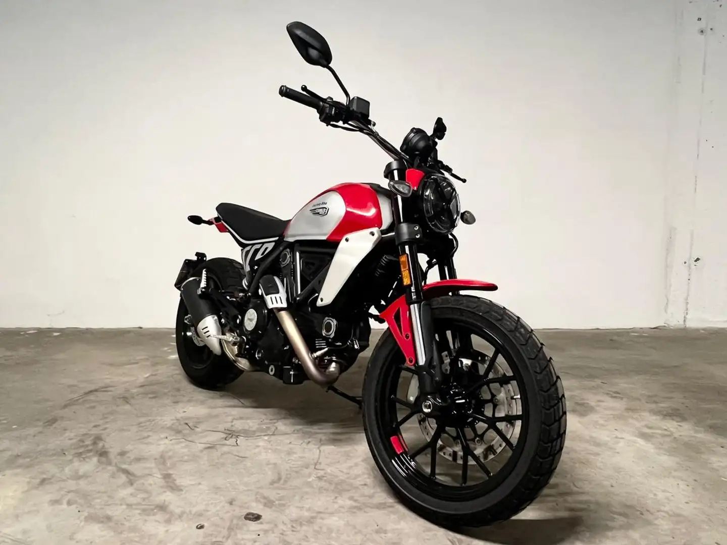 Ducati Scrambler ICON Rosso - 2