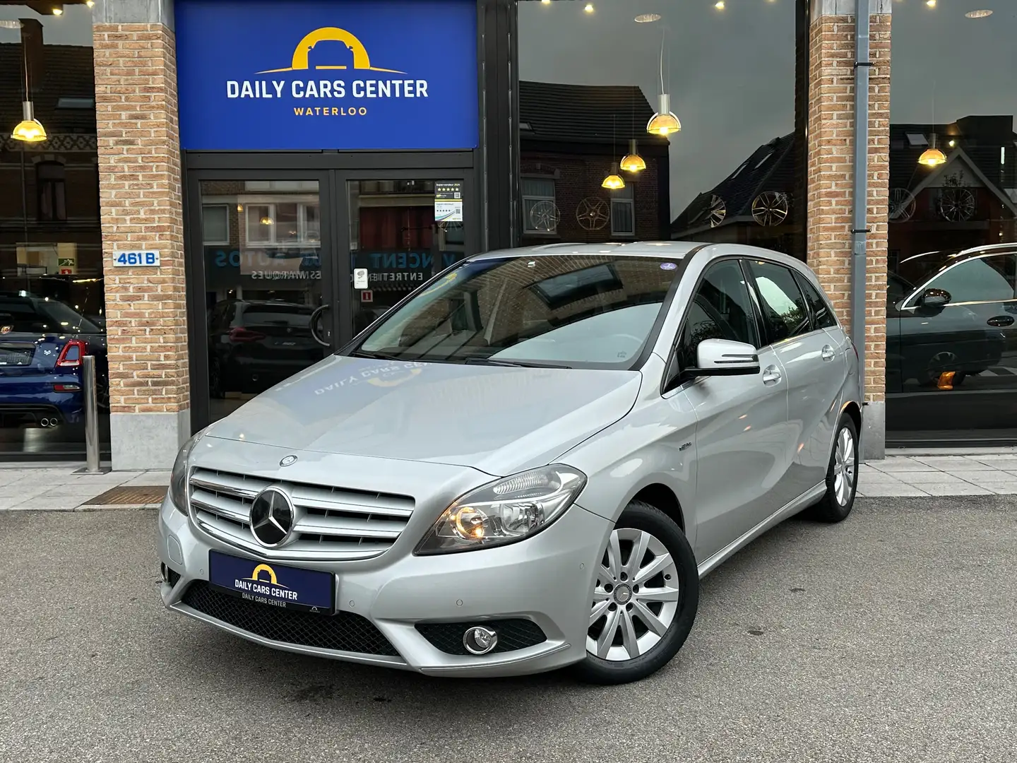 Mercedes-Benz B 180 Navi I Sièges chauff I Cuir I Régulateur Szürke - 1