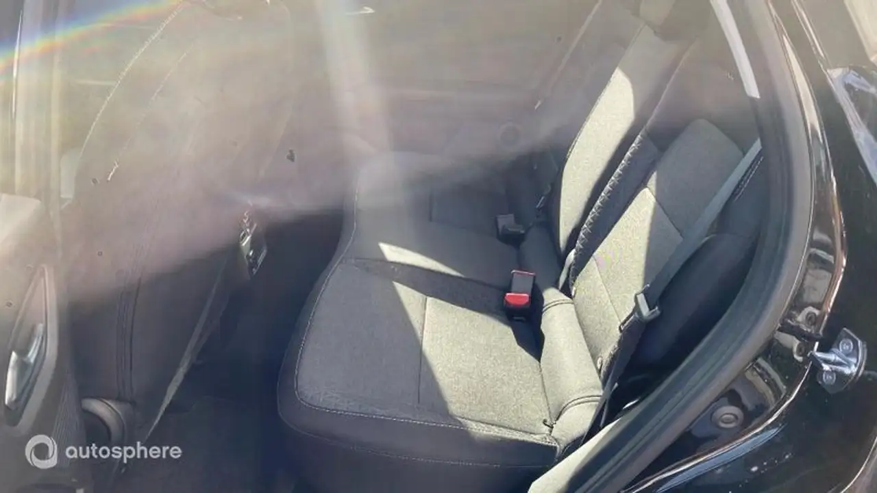 Renault Captur — photo 13