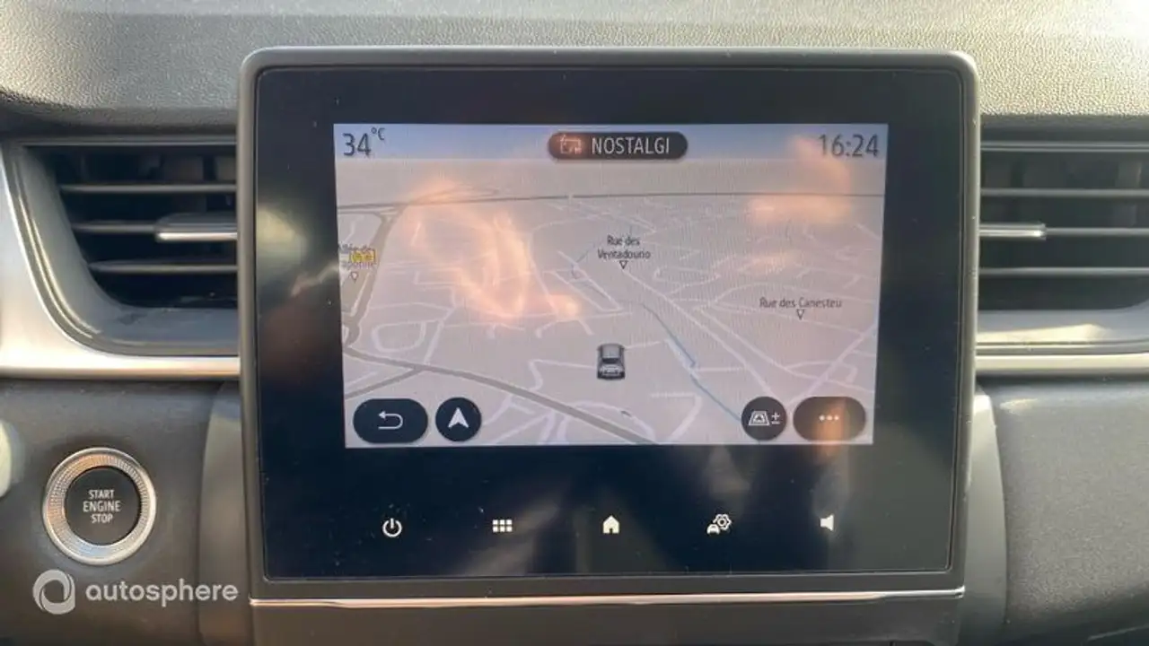Renault Captur — photo 18