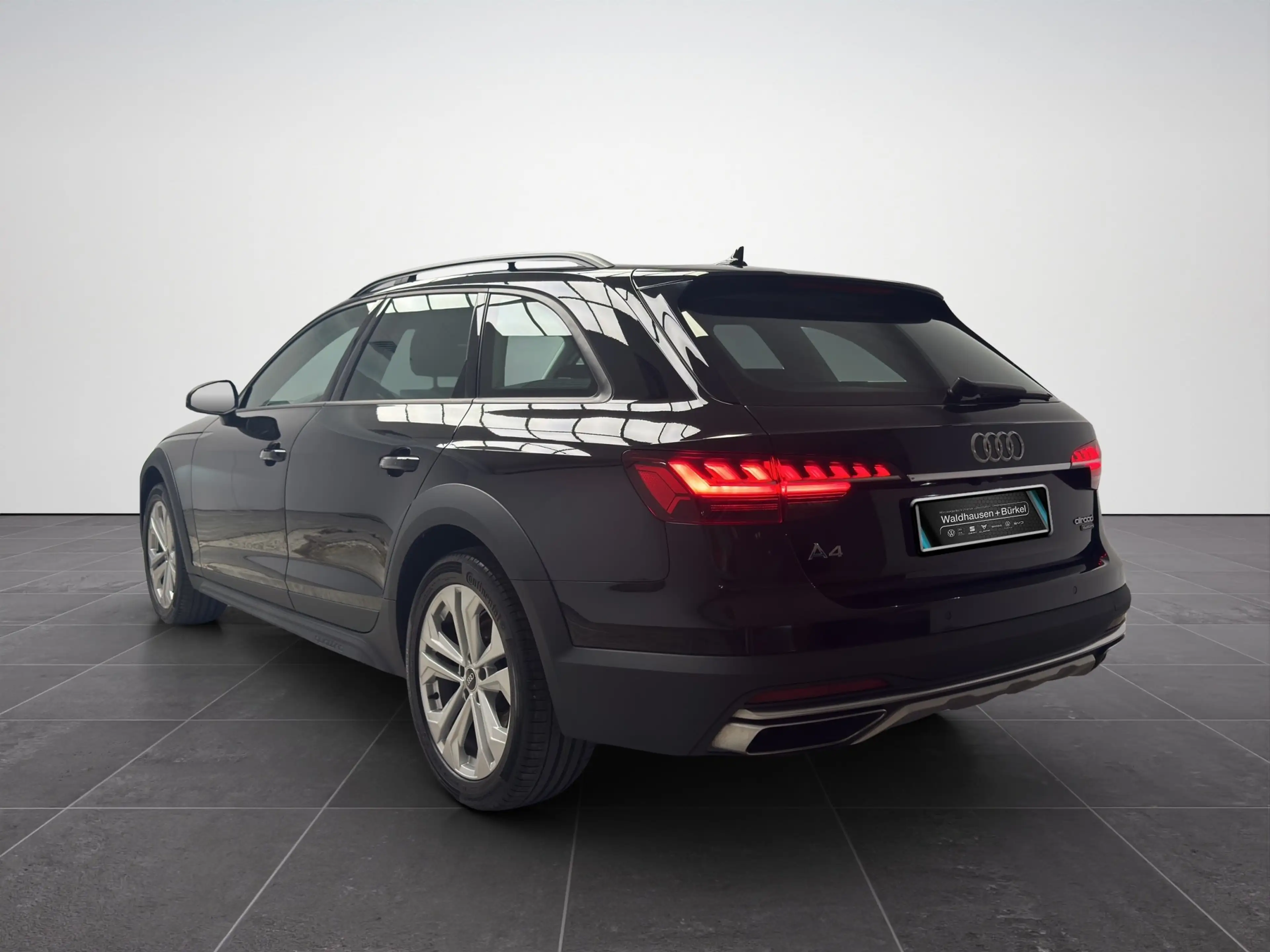 Audi A4 allroad 40 TDI quattro Klima Navi Rückfahrkamera — photo 7