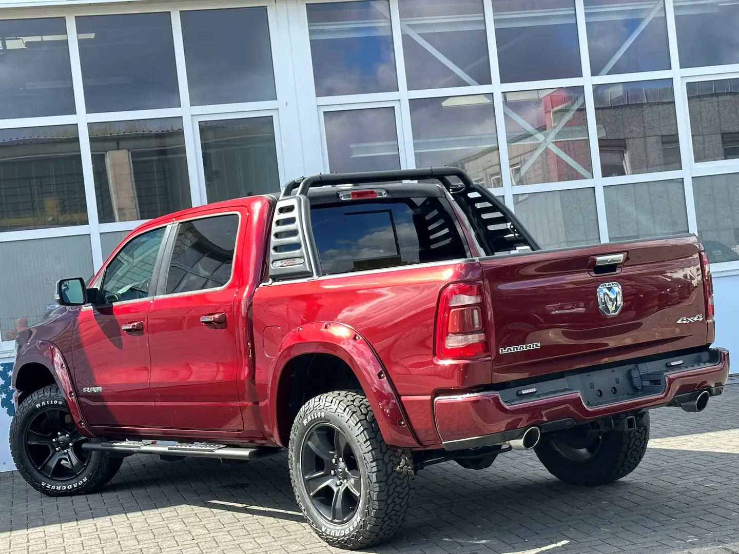 Dodge RAM 1500 Laramie 5,7 4x4 Prins 12´Displ LED Pano Rot - 2