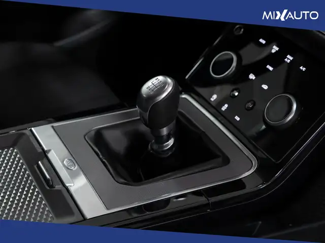 Land Rover Range Rover Evoque view 13