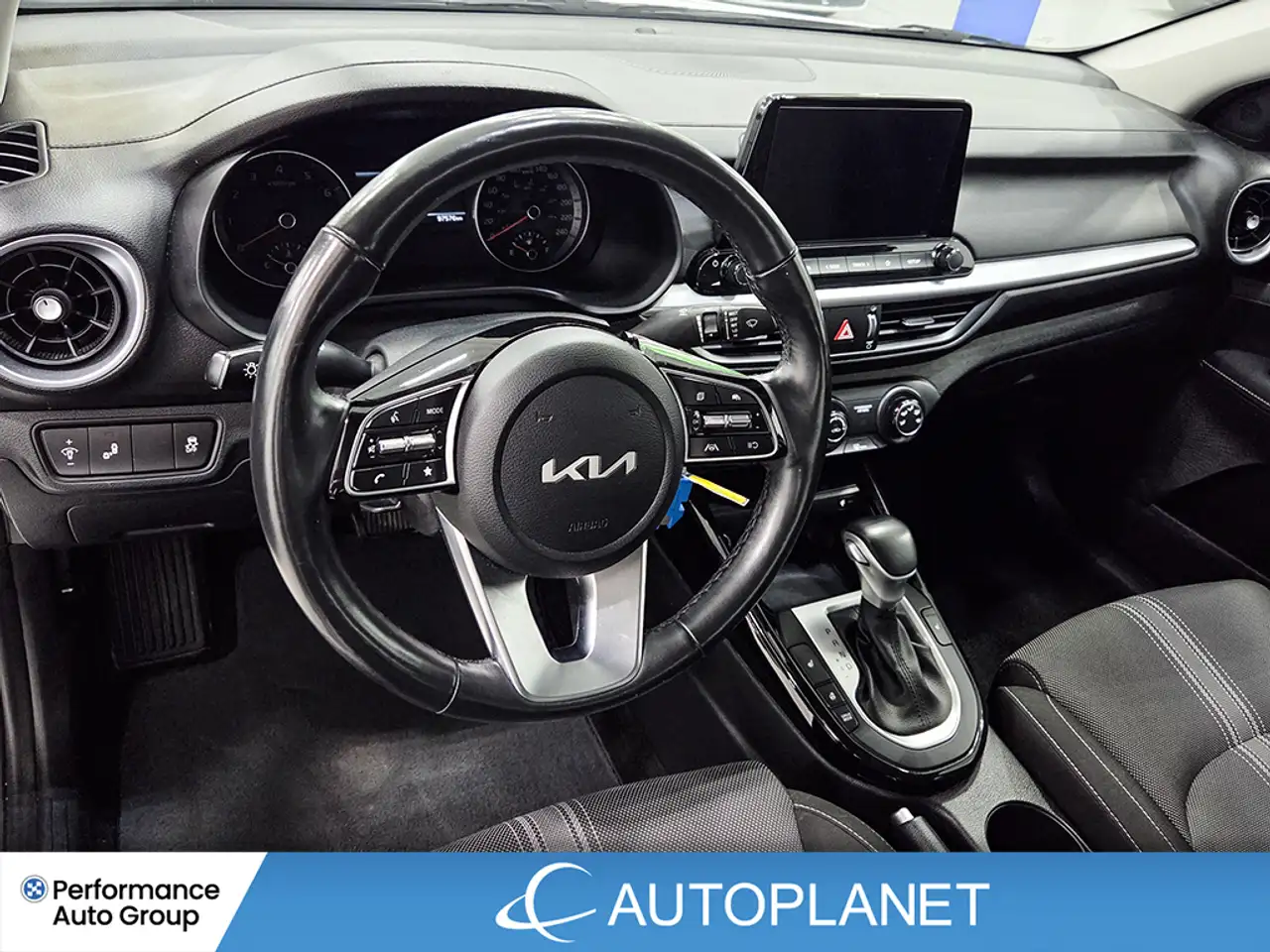 Kia Forte снимка Kia Forte