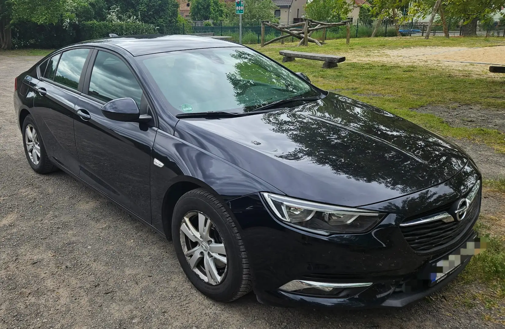 Opel Insignia Insignia Grand Spor 1.5 Direct InjectionTurbo Aut. Schwarz - 1