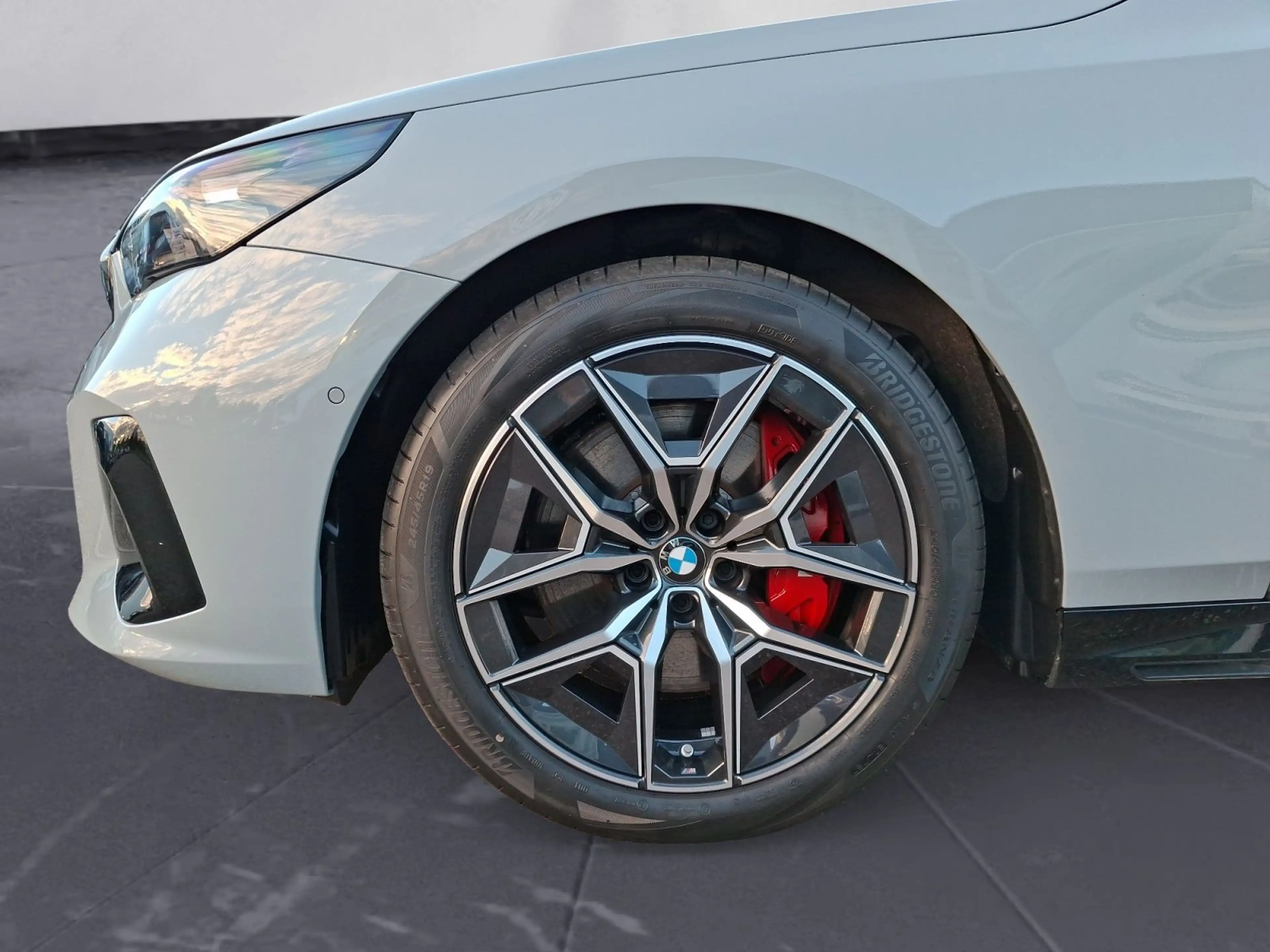 BMW 540 d xDrive Touring M SPORT PRO AHK Parking Assi — photo 8