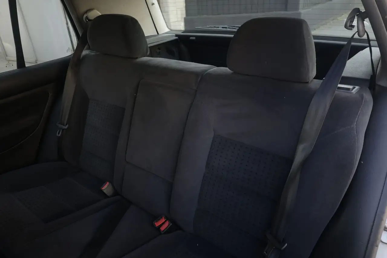 Volkswagen Golf 1.6 cat 5 porte Highline, foto 3