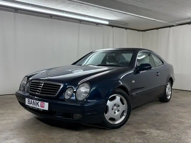 Mercedes-Benz CLK 230