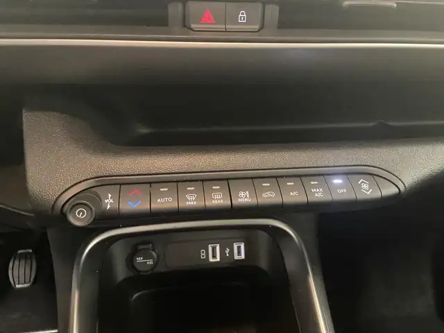 Jeep Avenger view 11