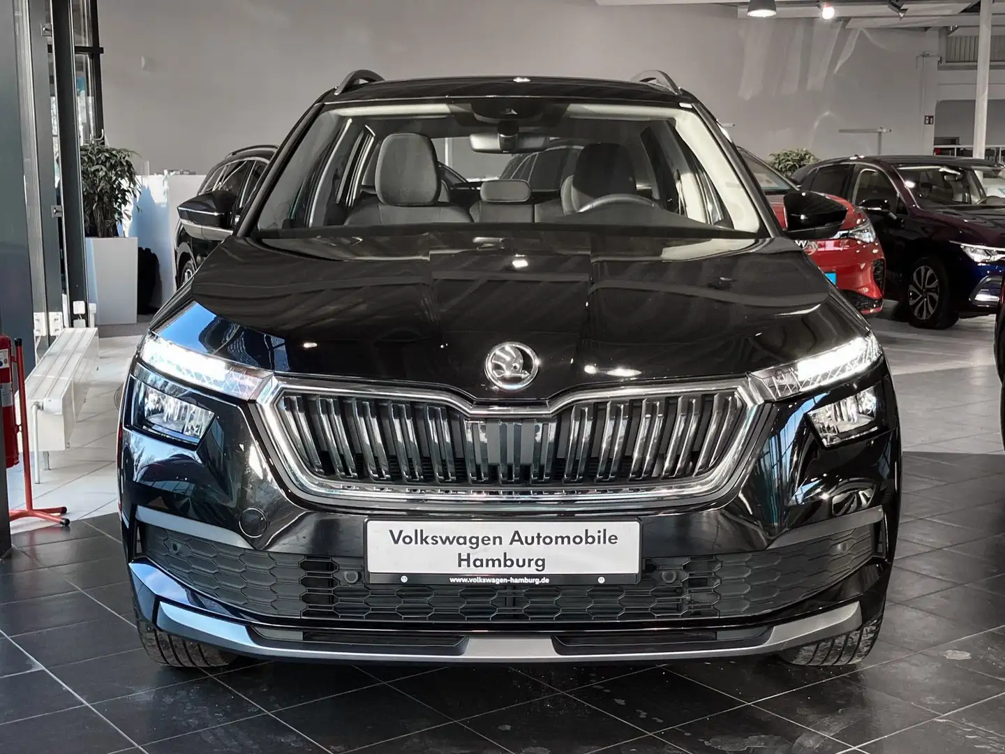 Skoda Kamiq 1.0 TSI Ambition DSG Mirror Link Einparkhi Schwarz - 2