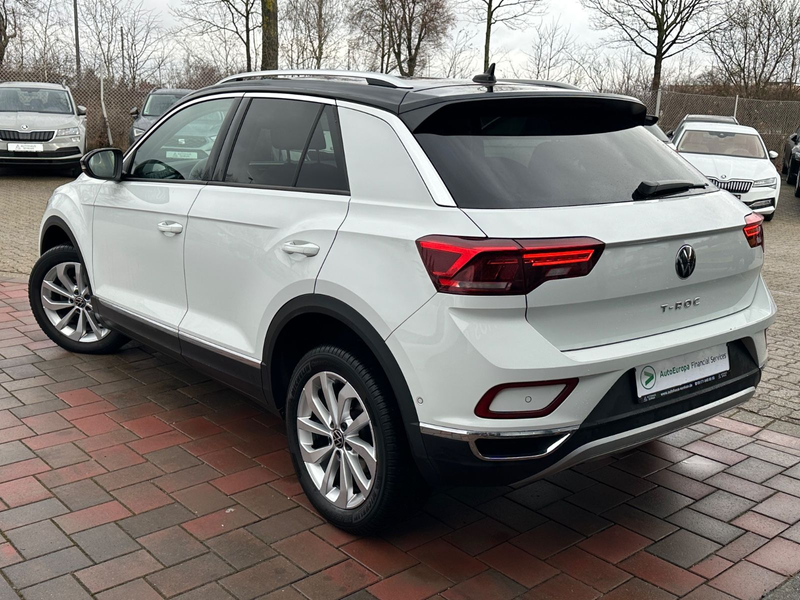 Volkswagen T-Roc 1.5 TSI Style*ACC*LED*AHK*PDC*SHZ* — photo 5