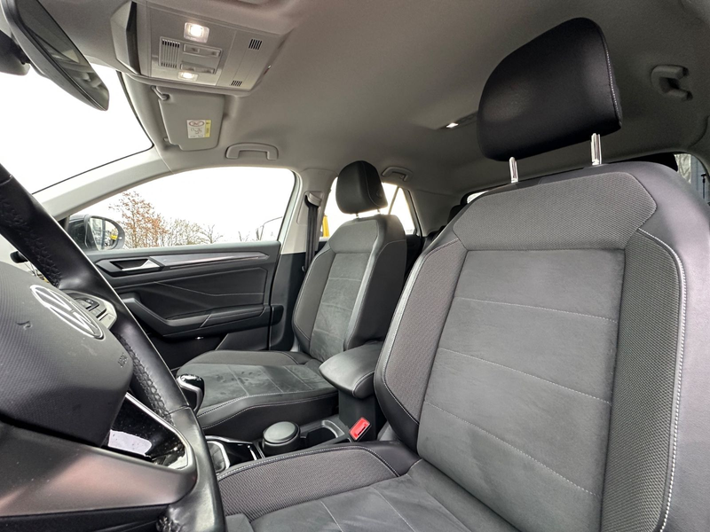 Volkswagen T-Roc 1.5 TSI Style*ACC*LED*AHK*PDC*SHZ* — photo 13