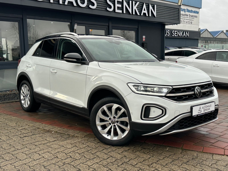 Volkswagen T-Roc 1.5 TSI Style*ACC*LED*AHK*PDC*SHZ* — photo 8