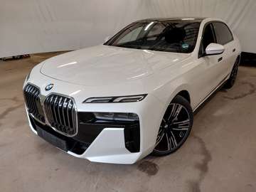 d xDrive "M-Sport" DrivAssProf, ParkAssProf, Stand