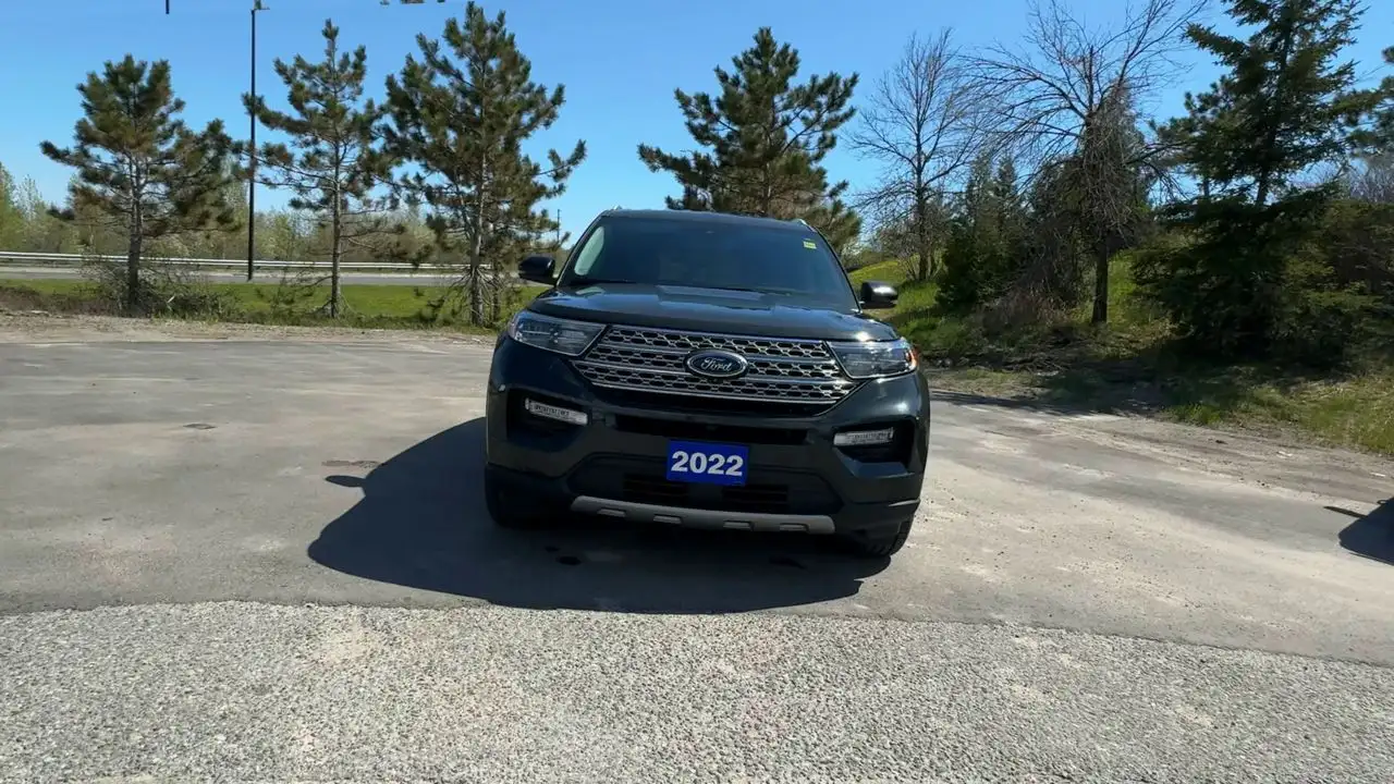 Ford Explorer photo Ford Explorer