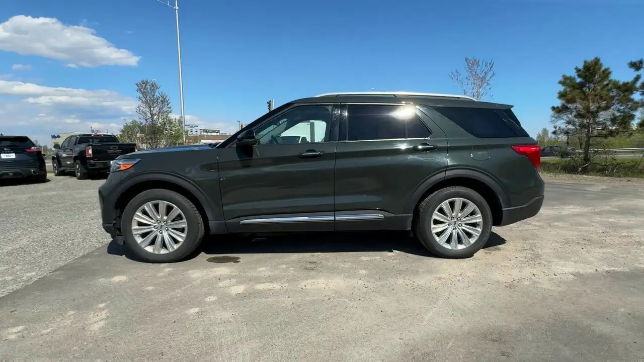 Ford Explorer photo Ford Explorer