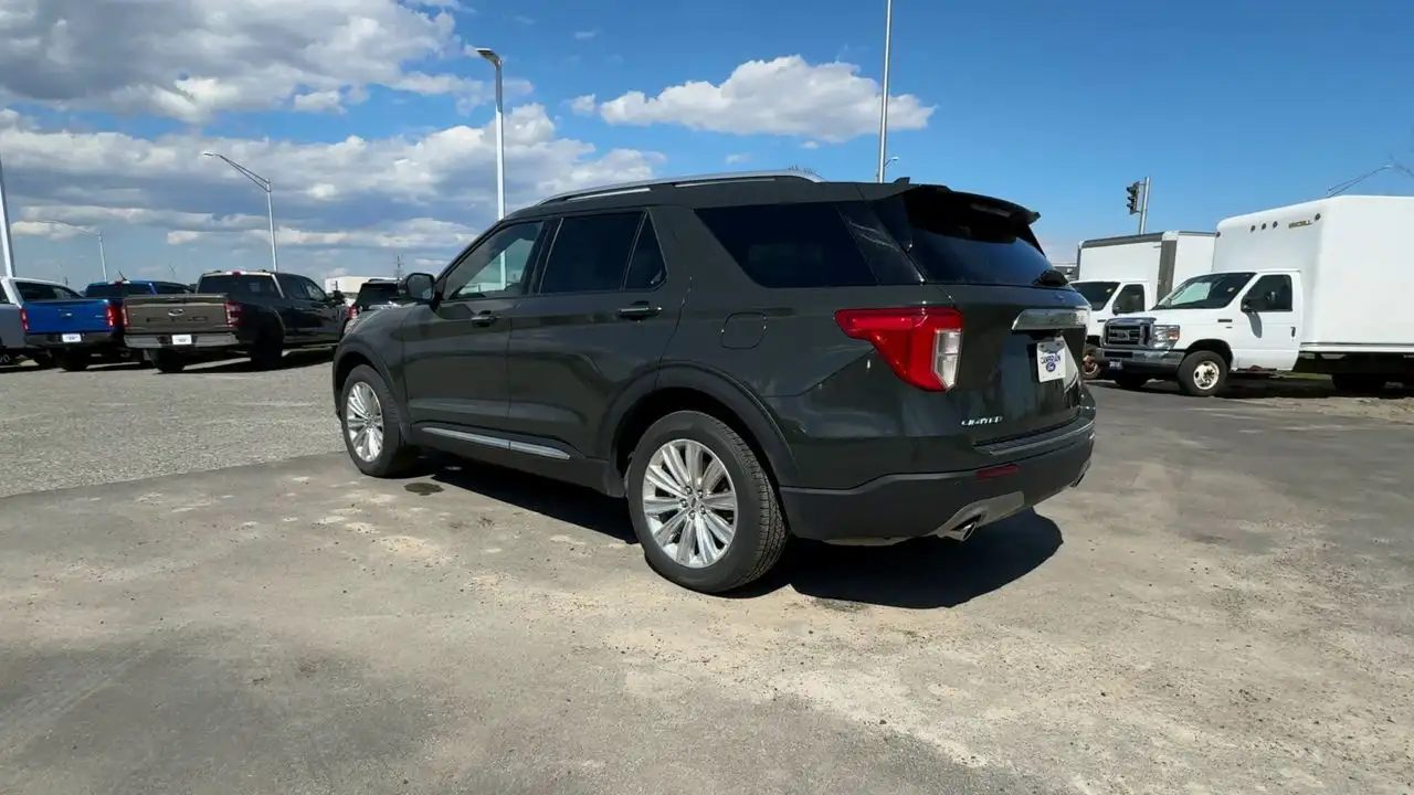 Ford Explorer photo Ford Explorer