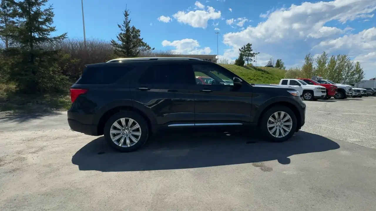Ford Explorer photo Ford Explorer